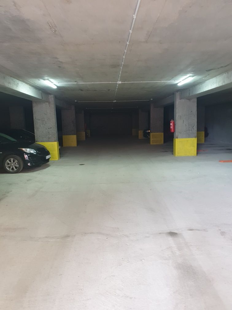 Оренда паркінгу, здам гараж