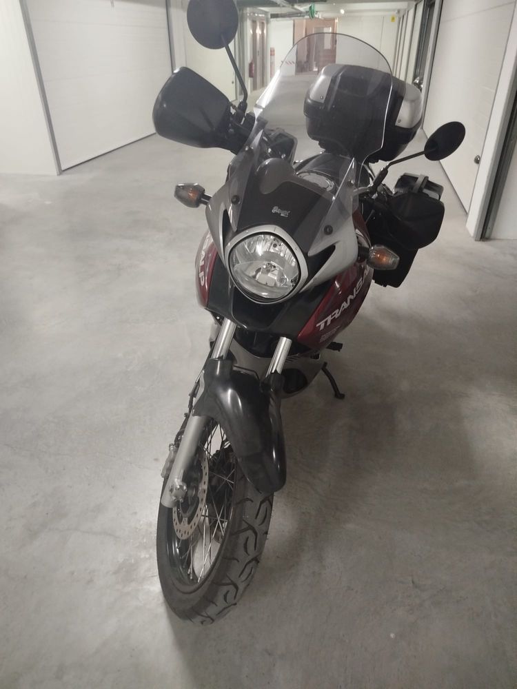 TRANSALP 700 muito boa
