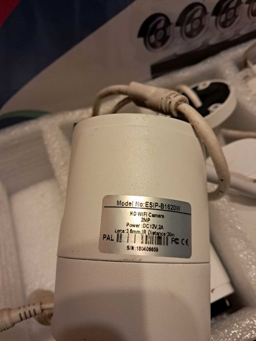 Zestaw 4 kamery do monitoringu 2mpx z rejestratorem wifi FullHD