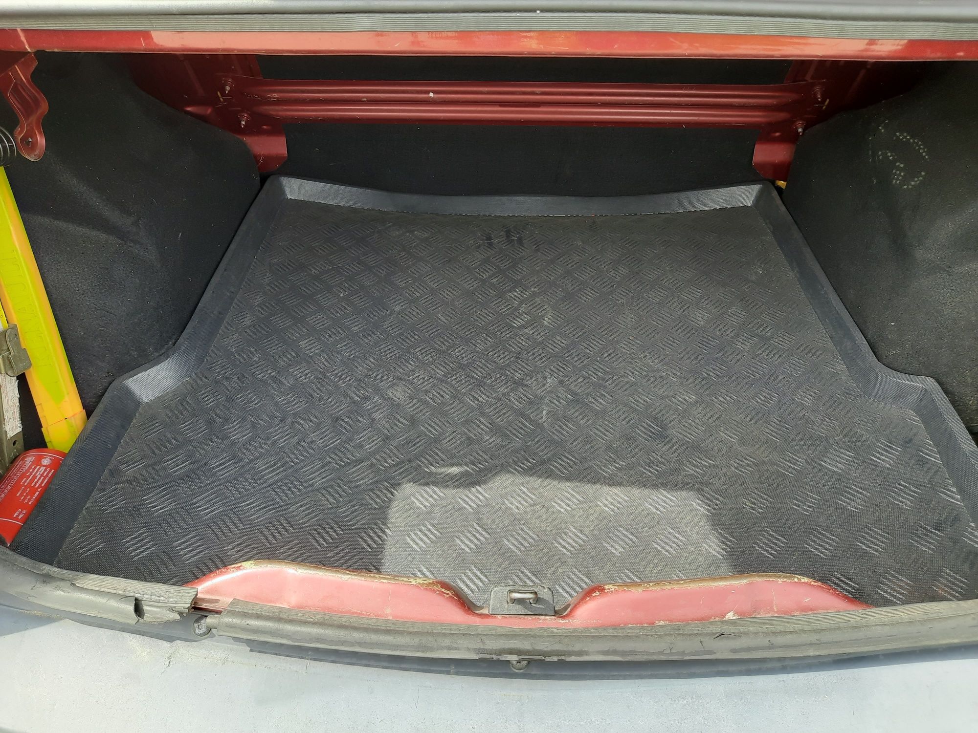 Dacia Logan 2005