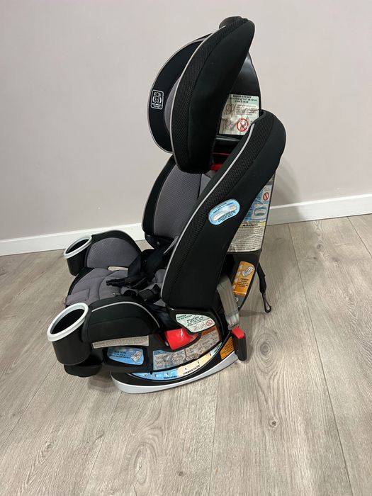 Дитяче автокрісло