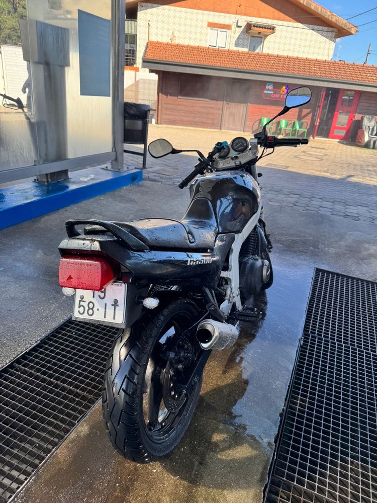 Suzuki gs500e 25kw