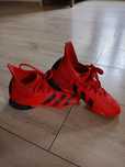 Adids predator halowe