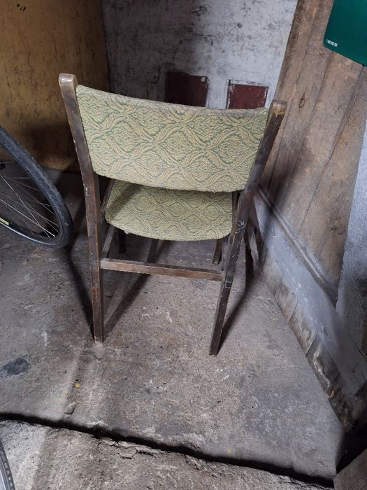 Sprzedam krzesla prl