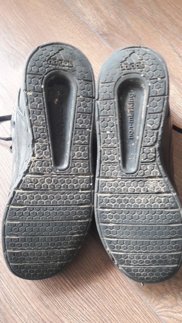 Adidas rozm. 37.5 dl. Wkladki 23.5