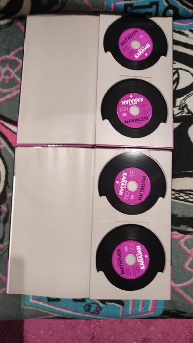 CD,sDe Música Clássica Com Livro Herbert Von Karajan