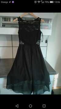 Czarna sukienka z przedłużanym tyłem