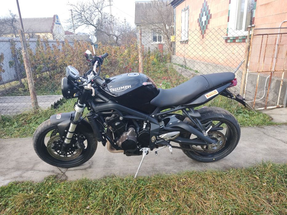 Triumph Street triple 675