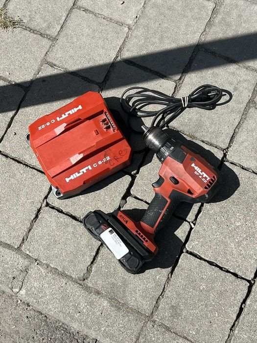 Wkrętarka na aku Hilti SF 4-22, bat22-55 2.5Ah, ładowarka/Komis
