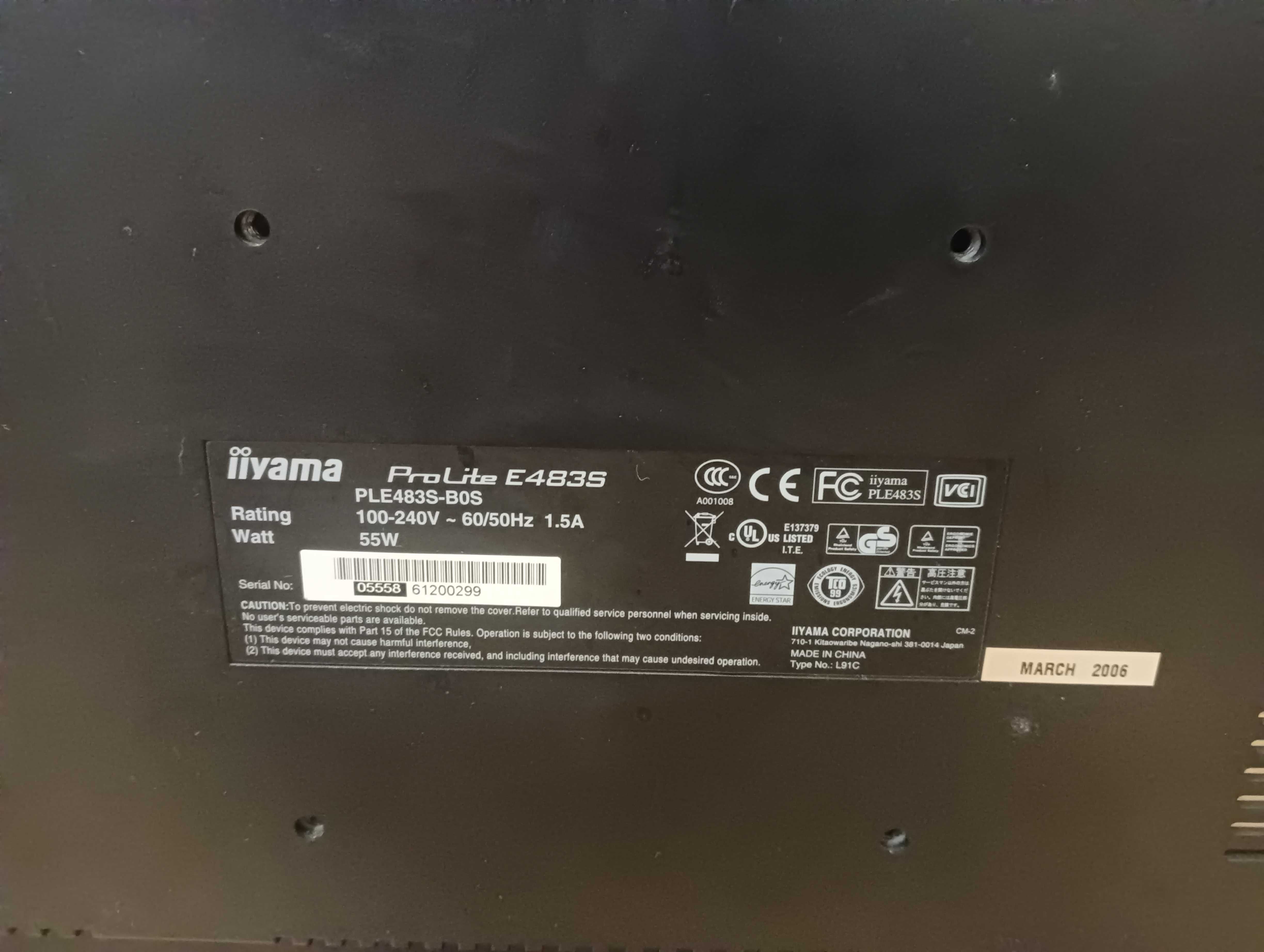 Monitor Iiyama prolite E483S. 19 cali z głośnikami