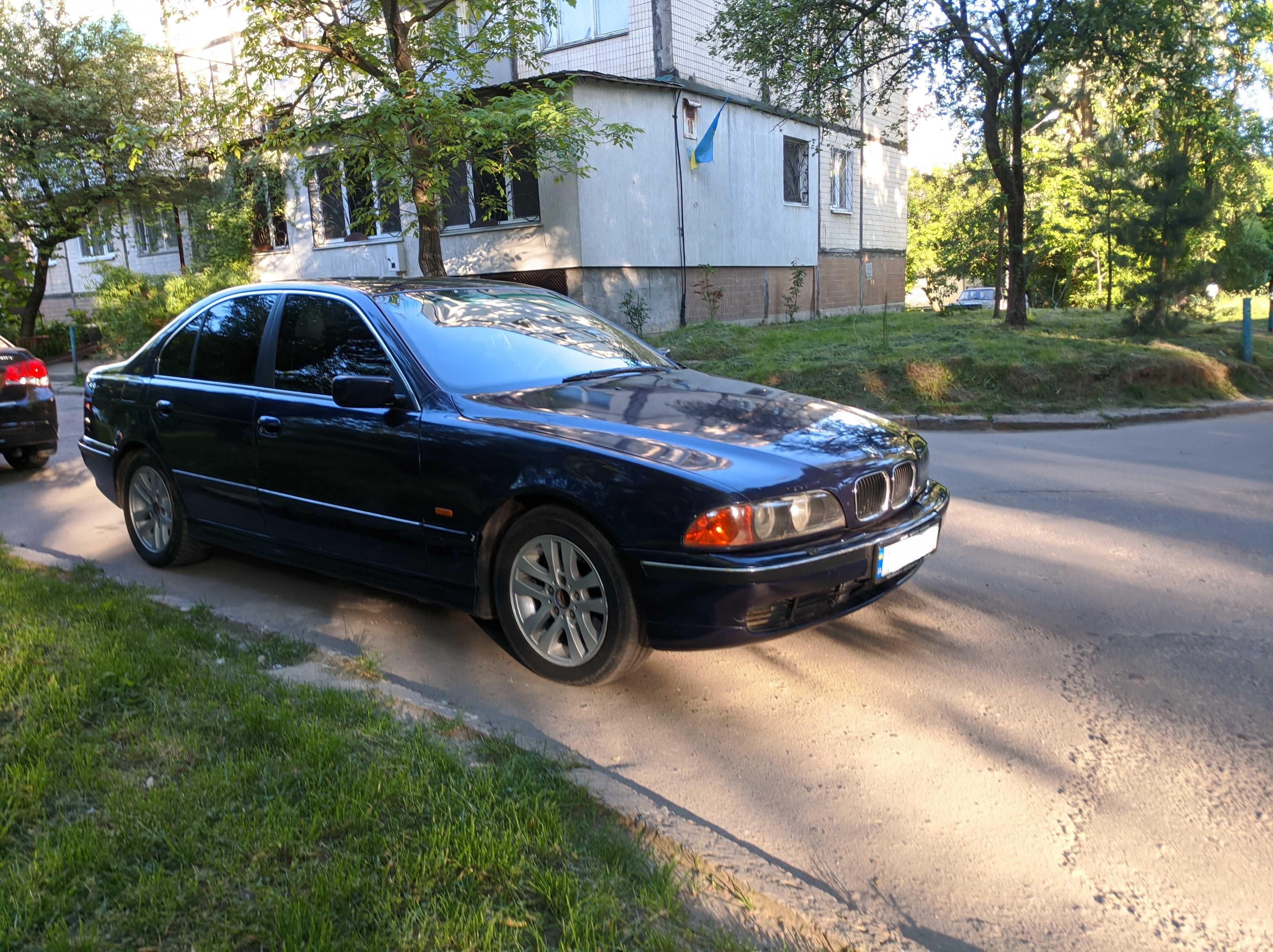 BMW E39 520I Бензин