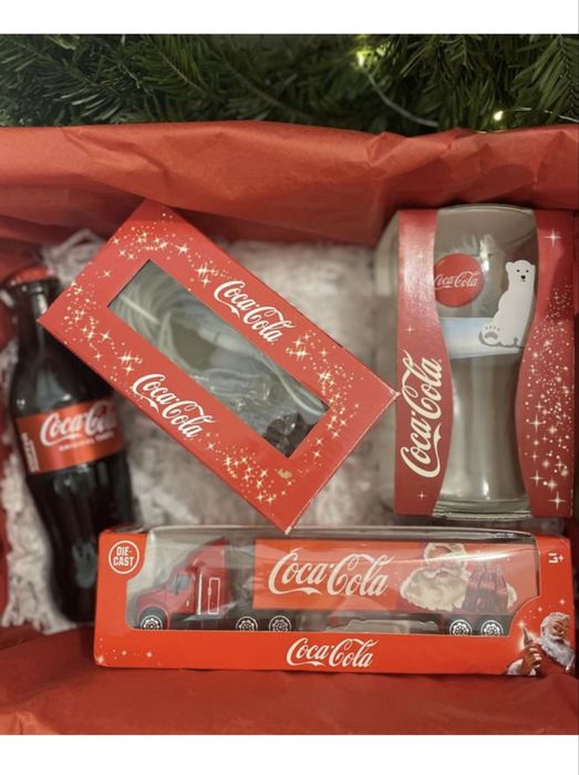 Новорічний, різдвяний подарунковий бокс Coca Cola, Кока Кола