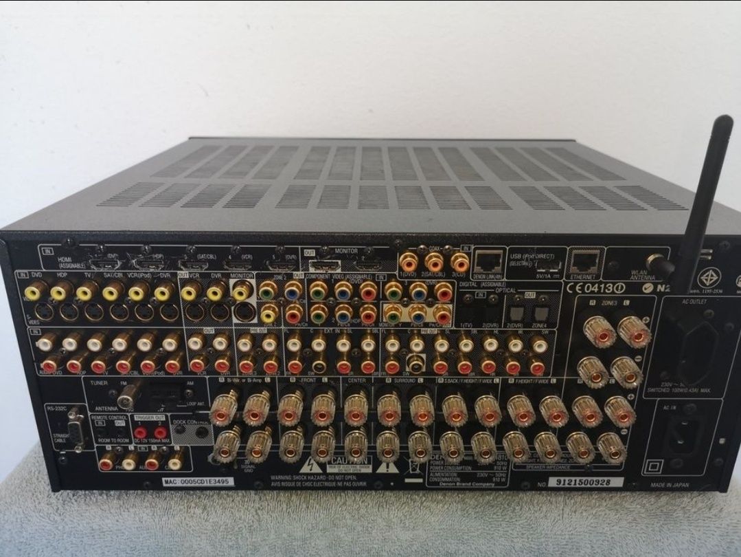 Denon Avr 4810 top piloty