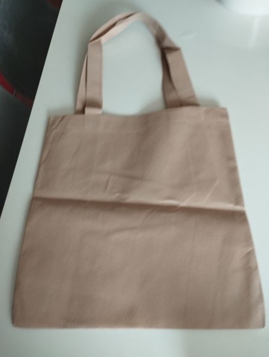 Torba na ramię. Z materiału. 35*35 cm.