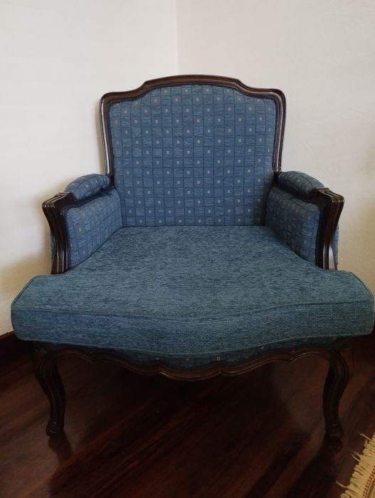 Cadeirão azul grande