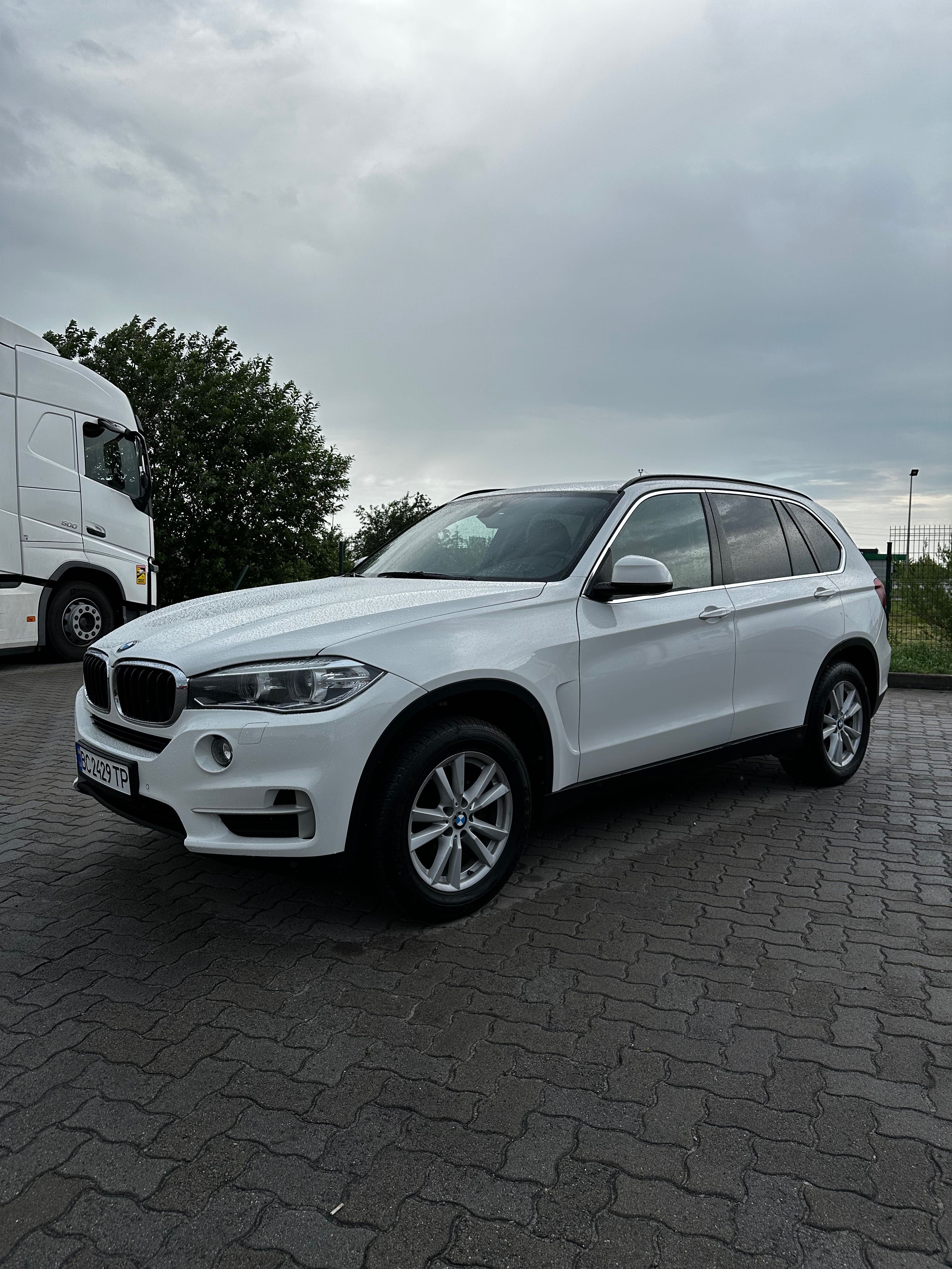 BMW x5 f15 xDrive 4x4 7 місна
