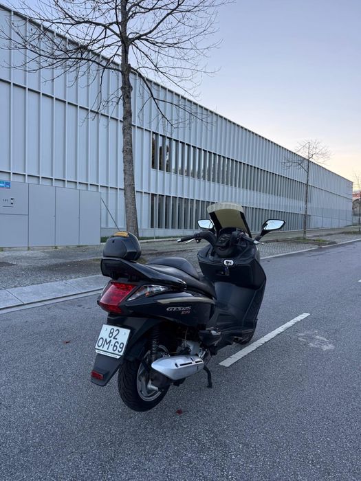 Vendo ou troco sym gts 125