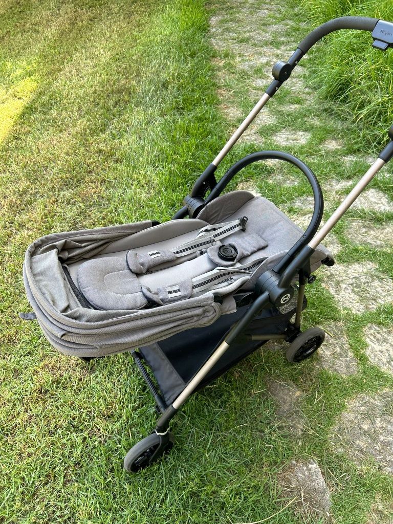 Carrinho de bebé Cybex Melio pouco usado
