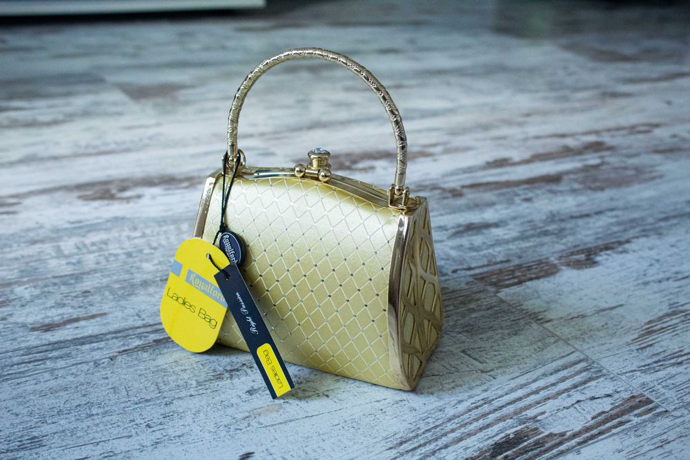 Продам сумочку-клатч