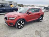 Volvo XC 40 T5 / Benzyna / Automat