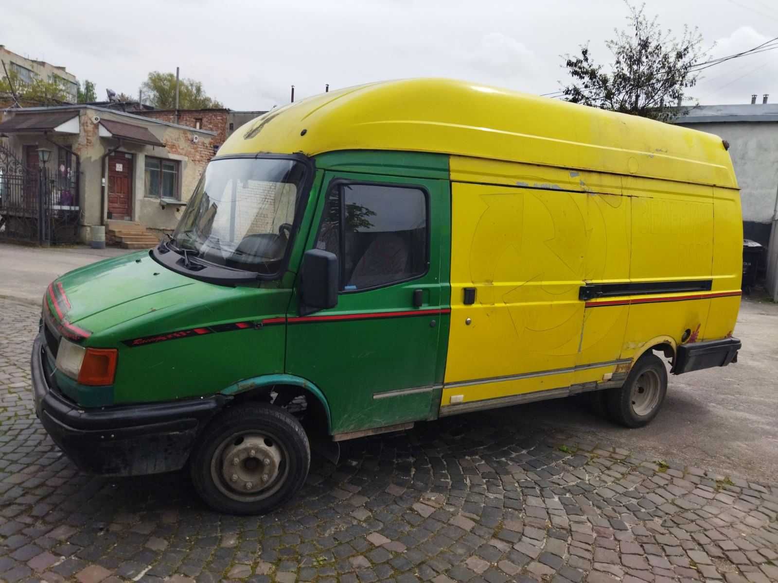 Вантажний бус LDV 400 CONVOY 2004 року