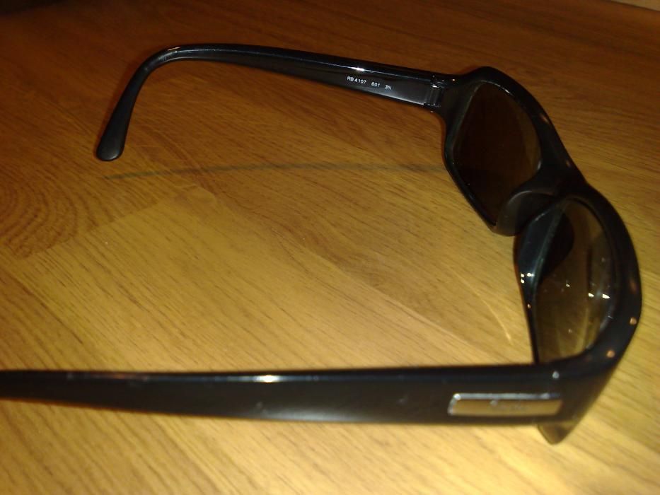 Ray-Ban 4107