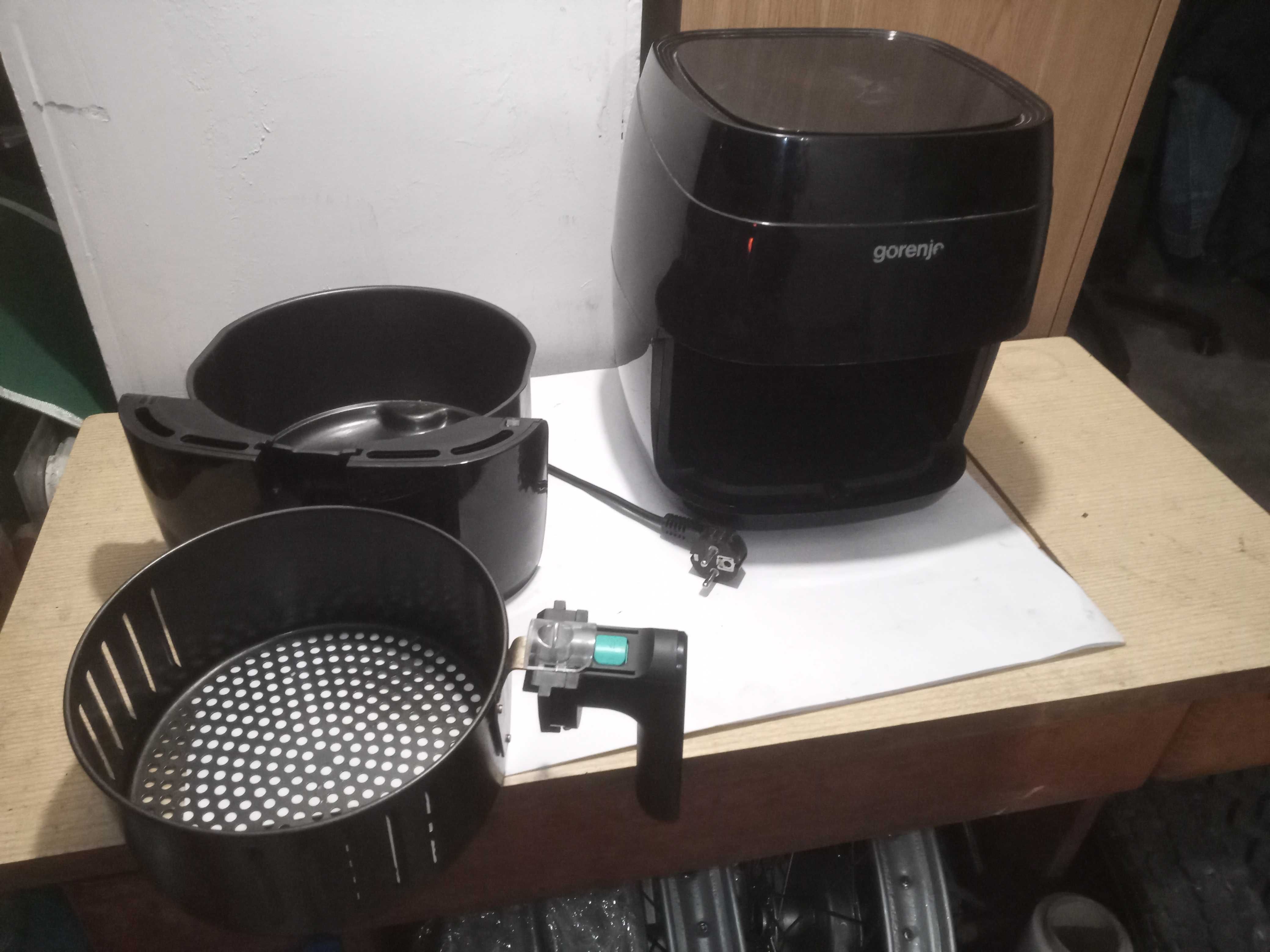 Frytkownica beztłuszczowa Gorenje AF1700DB Air Fryer