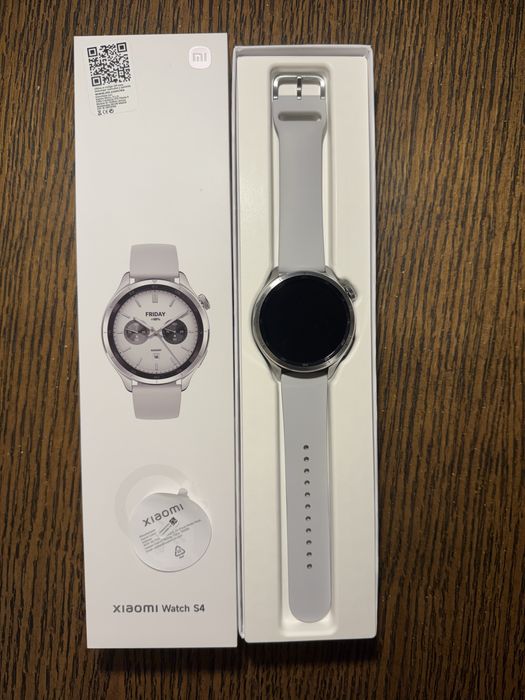 Xiaomi Watch S4 quase sem uso