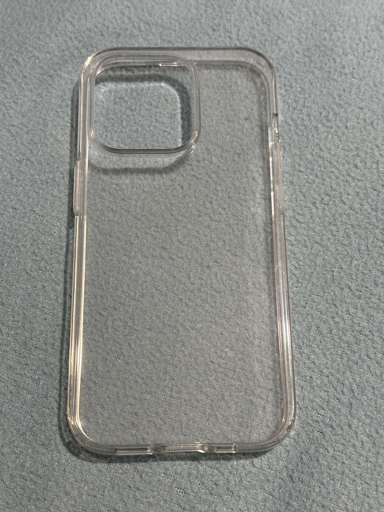 Nowe etui spigen Iphone 14 Pro