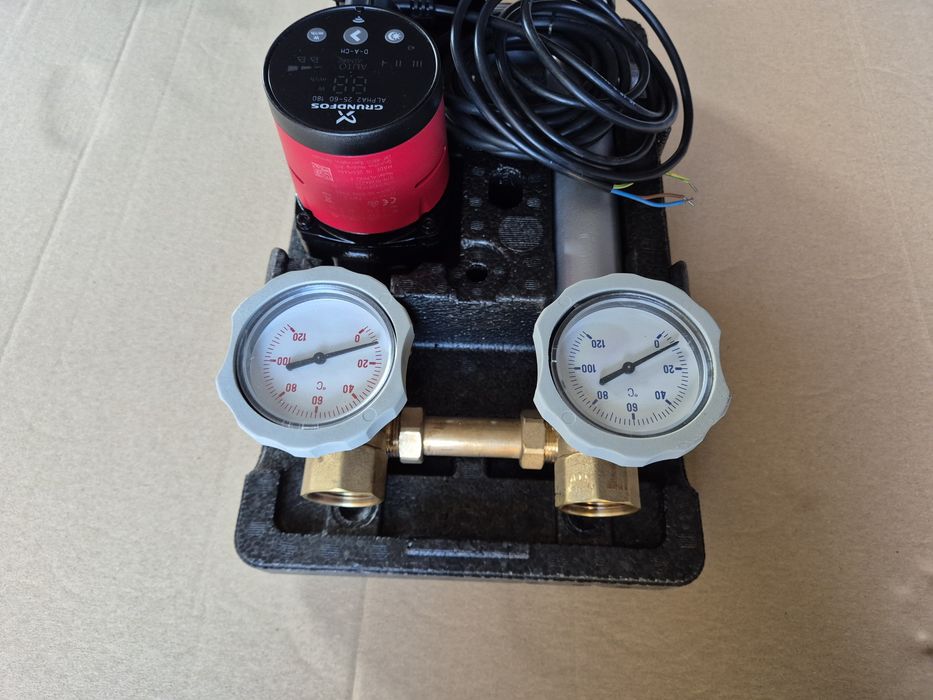 Grupa pompowa  MK/8 1'' z mieszaczem i siłownikiem Meibes