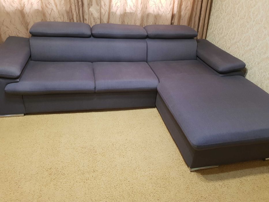 Великий розкладний диван