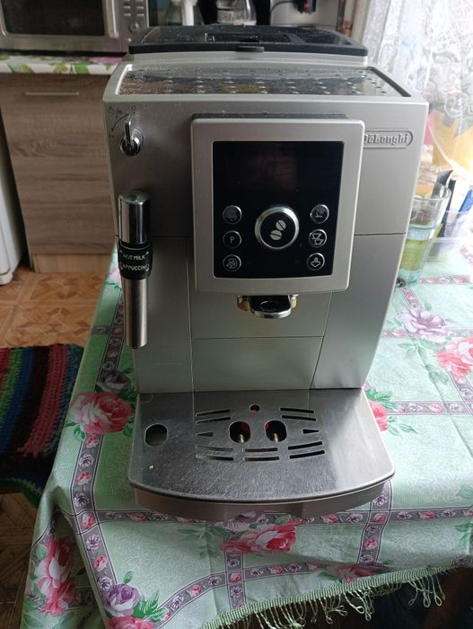 Кофемашина Delonghi ECAM 23.420