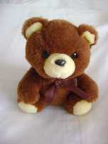vários peluches -