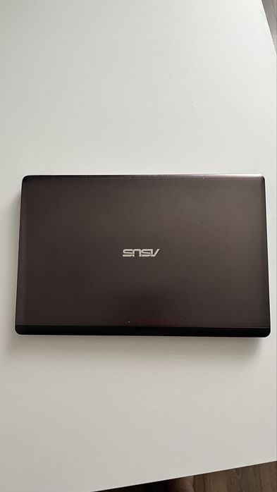 Ноутбук Asus VivoBook S200E з сенсорним екраном