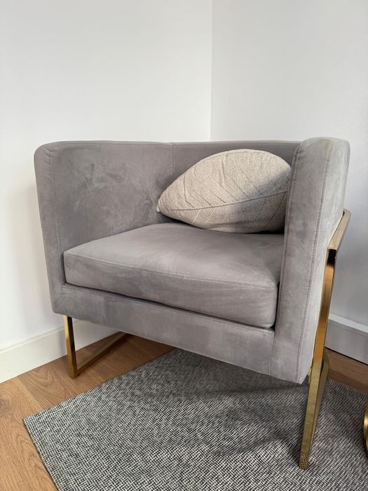 Poltrona Beliani Sirkka em veludo