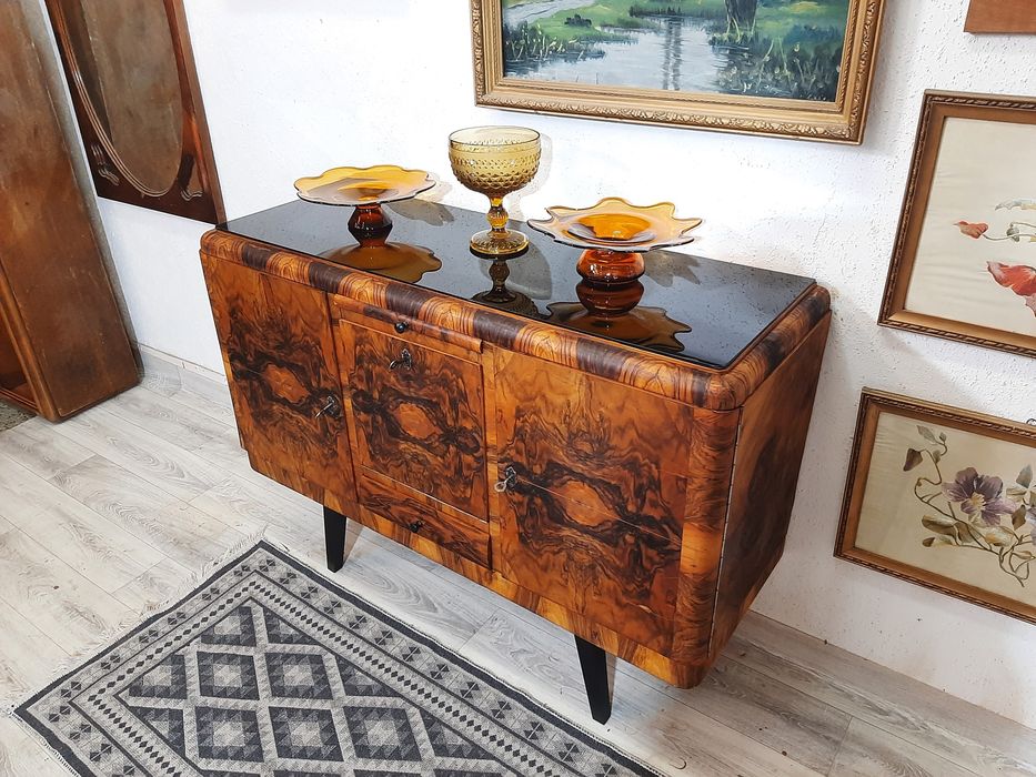Komoda w stylu art deco po renowacji