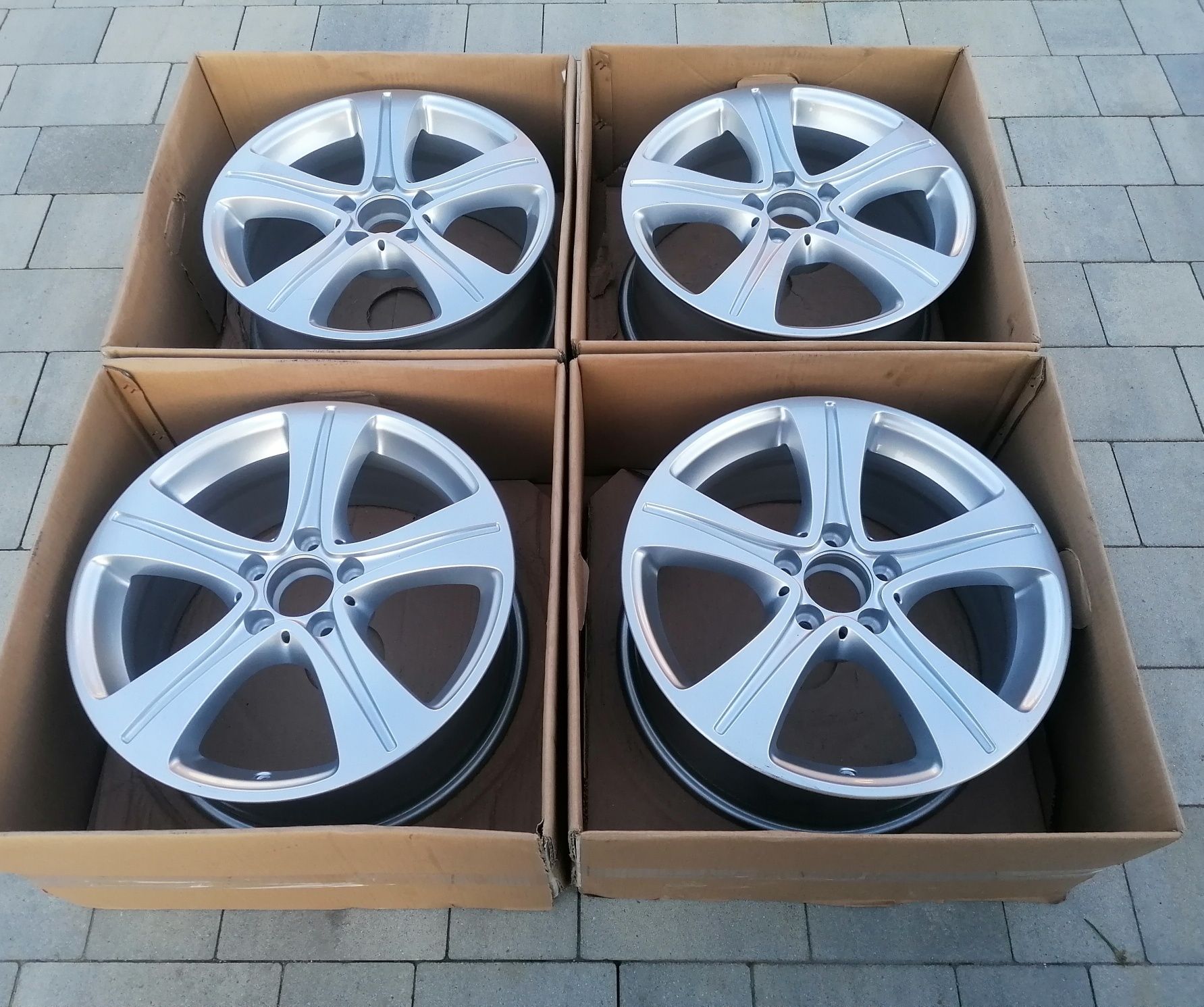 #M9 Alufelgi R17 5x112 Audi BMW VW Seat Skoda Mercedes Mini SsangYong