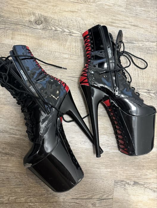 Стрипы ботинки 3-ки 37 размер