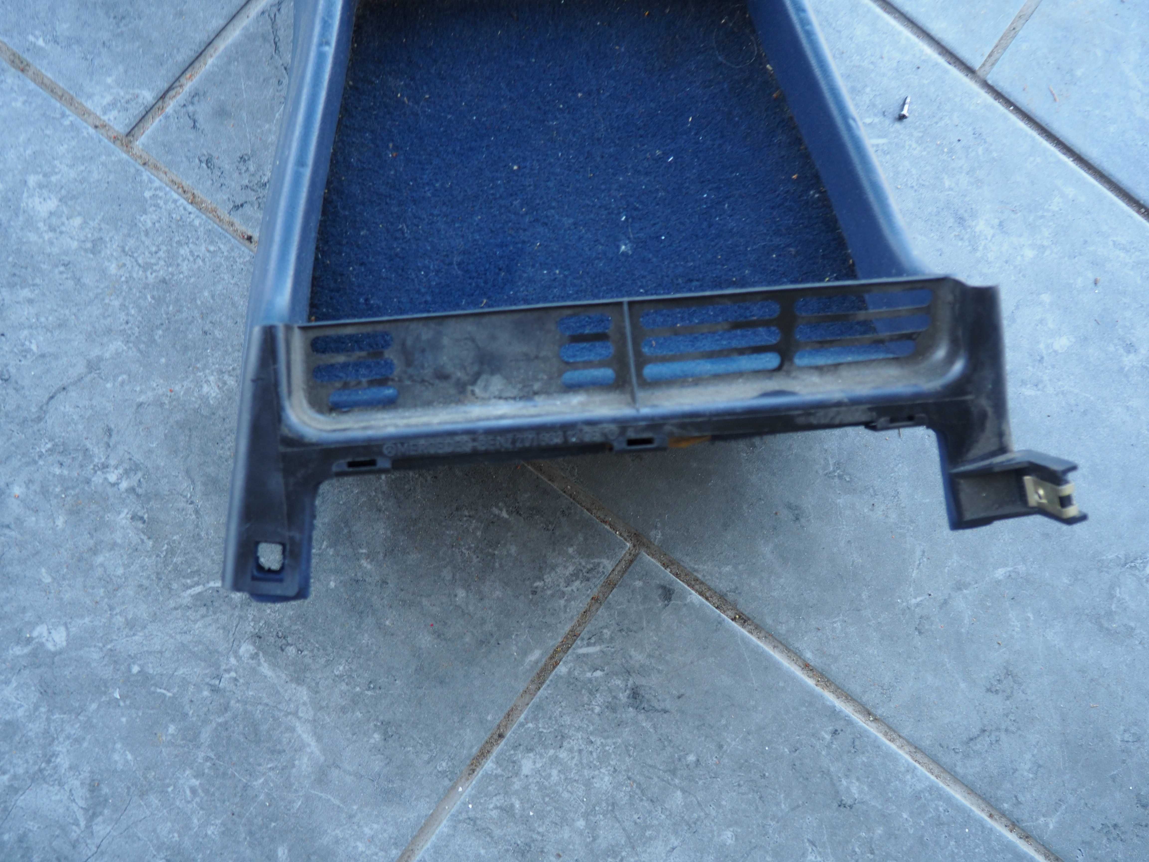 Tunel mercedes W201 niebieski