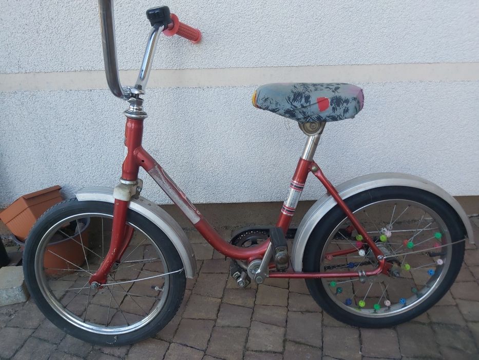 Rower dla kilkuletniego dziecka .
