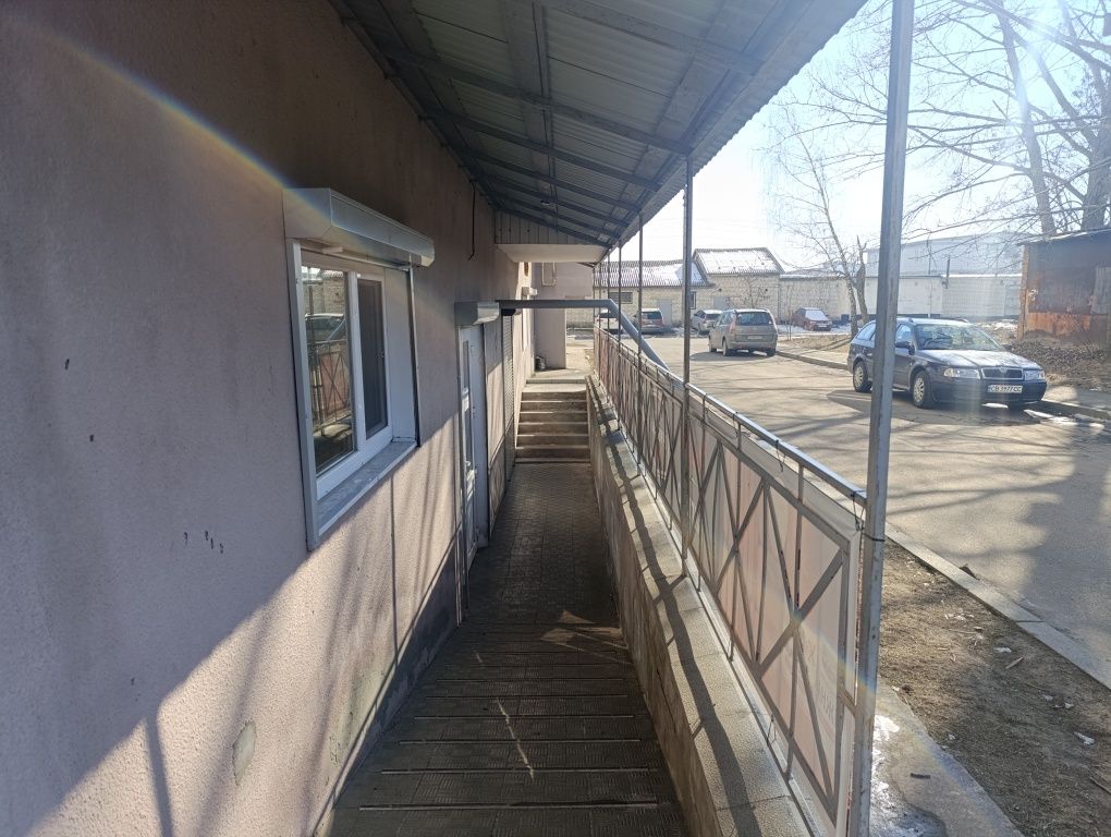 Продаж комерційного приміщення 170м цоколь, про.Миру 271в