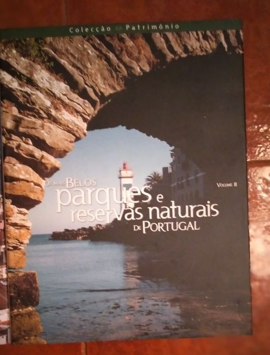 2 Livros - "As Mais Belas Cidade, Parques e Reservas de Portugal"