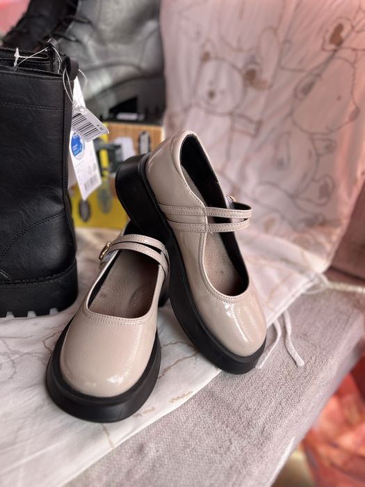 Туфлі дитячі . Лакова шкіра