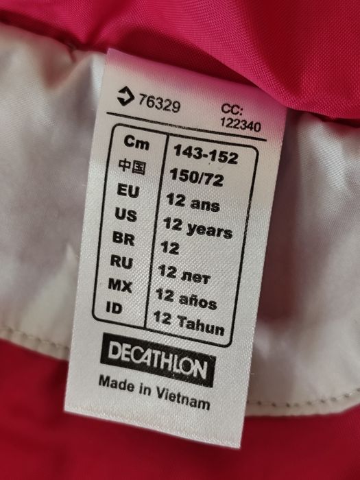 Colete acolchoado para Menina marca Quechua (Novo - 12 anos)