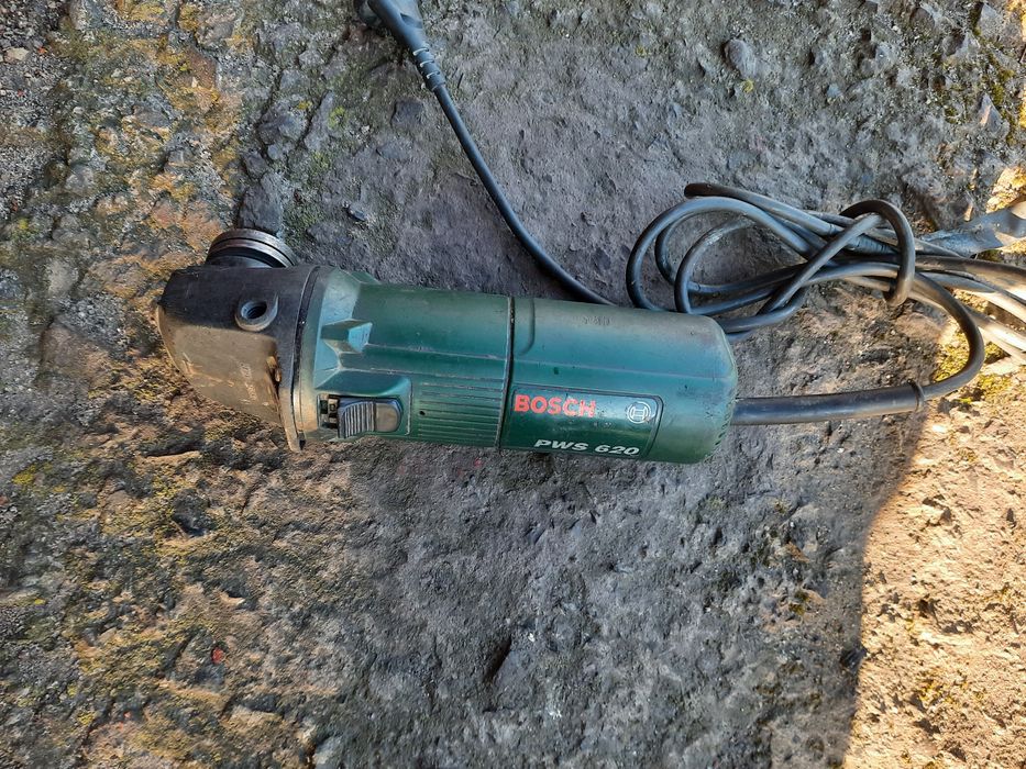 Болгарка Бош BOSCH PWS 620         .