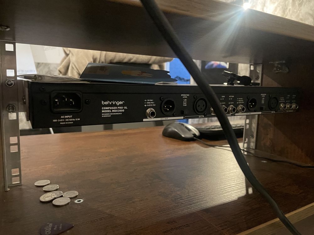 Компресор behringer mdx2600 v2