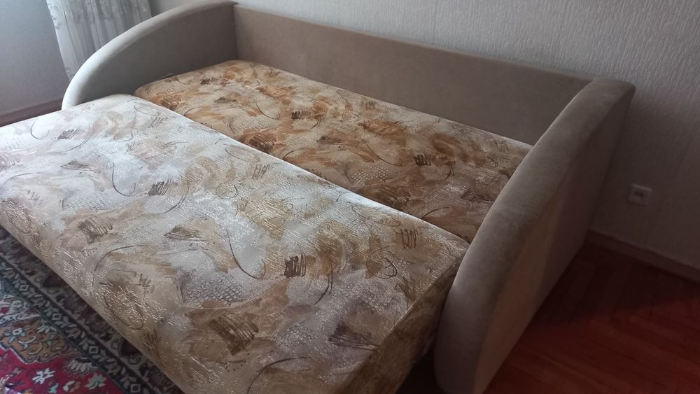 Продам диван б/у