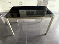 Mesa Cozinha Metal e vidro