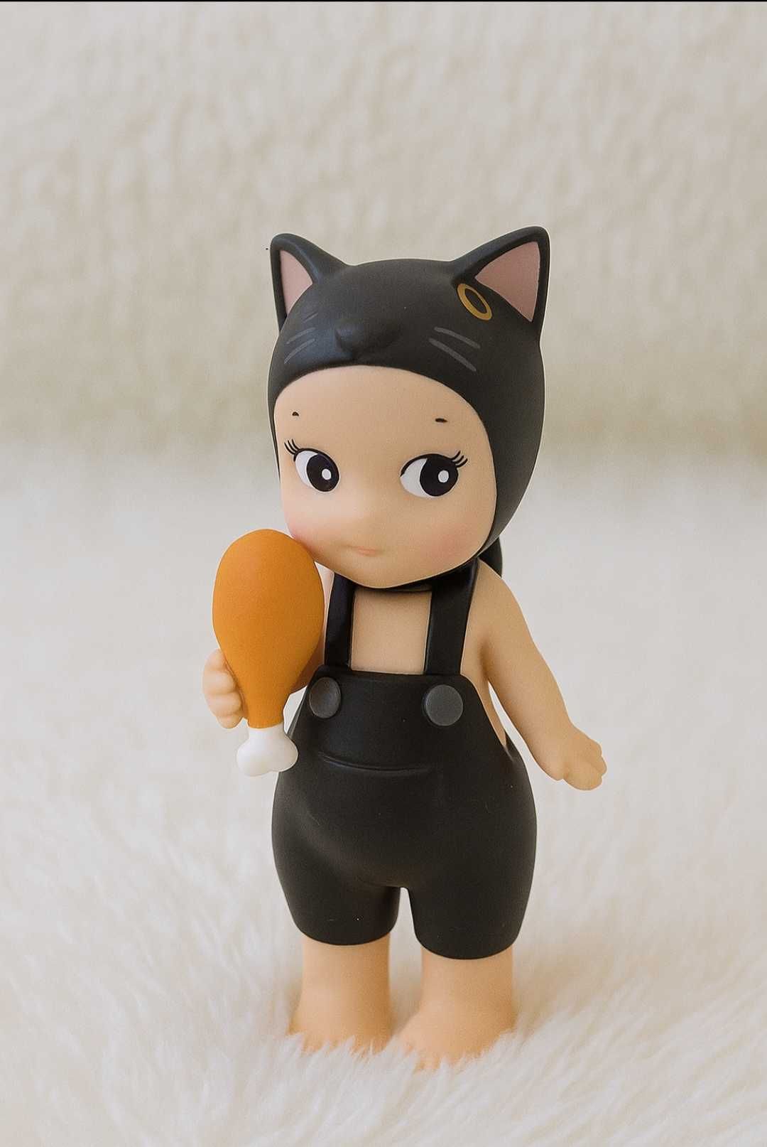 Boneca gatinha NOVA