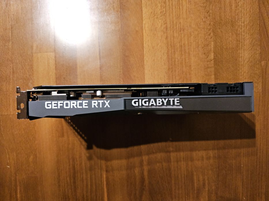 Gigabyte RTX 3070 8Gb Не працює!